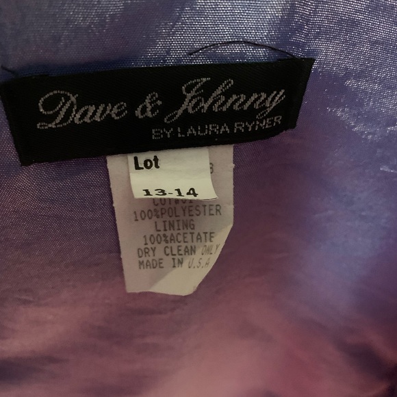 Vintage Embroidered Crop Top - Picture 4 of 5